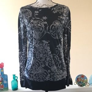 Allen Allen gray floral on black (2-piece) tee